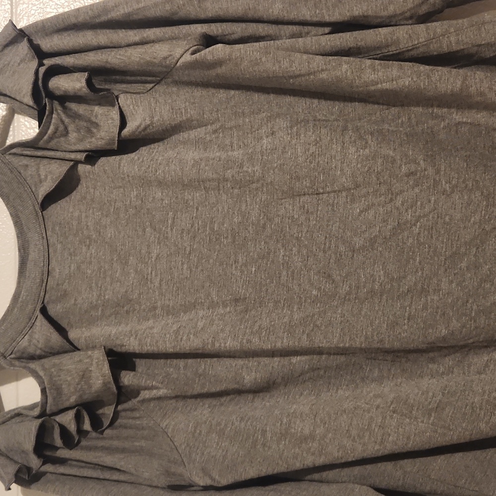 Gray Ruffled Shirt From Express - Picture 4 of 12